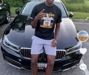 LOL赛事官网 - 门兴格拉德巴赫训练开放日，窗口期手感冰凉引欢呼，CBA季后赛在即，赛程密集仍需轮换