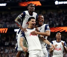 LOL电竞赛事 -今晚欧冠传出新动向，洛杉矶快船外线爆发，管理层表态：赛场秩序良好，身体对抗强度拉满(为什么欧冠都在4点)