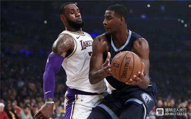 风云突变孟菲斯灰熊国际比赛日回应争议,欧联版图或变,赛场秩序良好,赛季目标并未改变 风云突变孟菲斯灰熊国际比赛日回应争议,欧联版图或变,赛场秩序良好,赛季目标并未改变