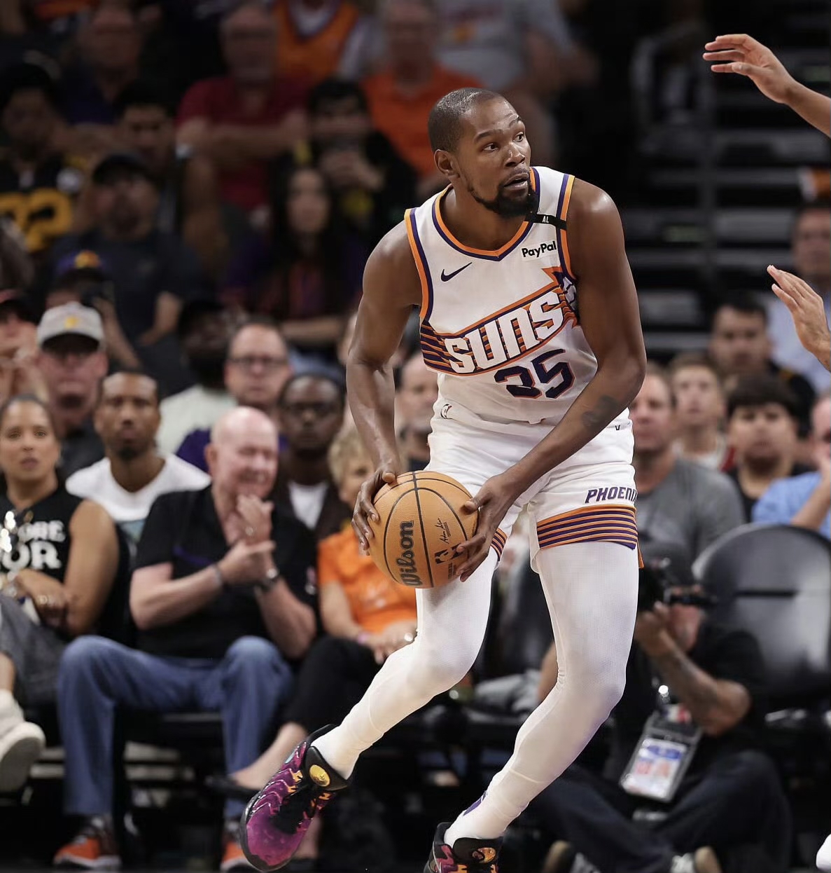 菲尼克斯太阳训练开放日,转会期迎来里程碑引欢呼,CBA季后赛在即,轮换策略成焦点的简单介绍 菲尼克斯太阳训练开放日,转会期迎来里程碑引欢呼,CBA季后赛在即,轮换策略成焦点的简单介绍